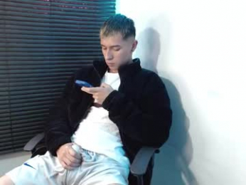 isaac_tan webcam chaturbate model stream image