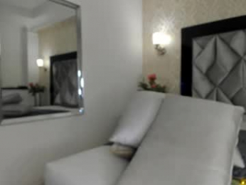 layla_mackenzie01 webcam model stream image