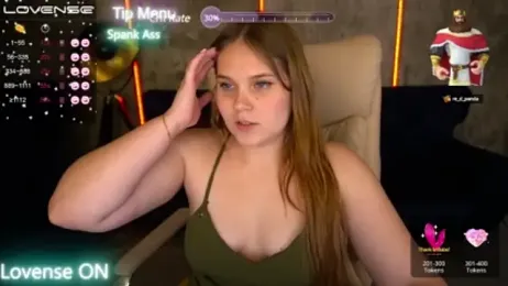 VinnaSky webcam stripchat model stream image