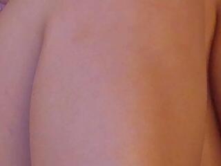 Ariana James webcam model stream image