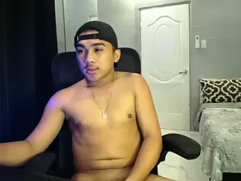 pinoyAdrianneXXX webcam model stream image