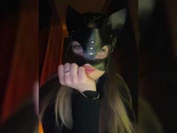 missisMilli webcam model stream image