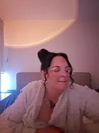 JUJUICY- webcam model stream image