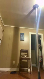 TwinQuinn webcam model stream image
