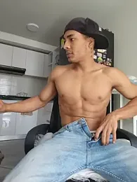 Jhonyblack_1 webcam stripchat model stream image