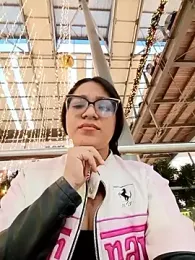 -VICKKY webcam model stream image