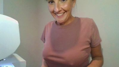 Novaryn webcam model stream image