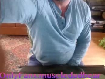 muscledadbear webcam model stream image