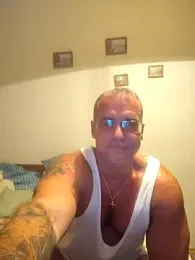 chcem1975 webcam model stream image