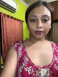 Prettybitchfucksu webcam model stream image