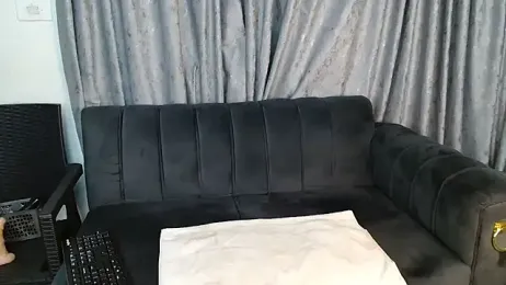 SweetHotLips102 webcam model stream image
