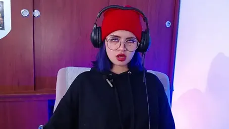 Raventh_ webcam model stream image