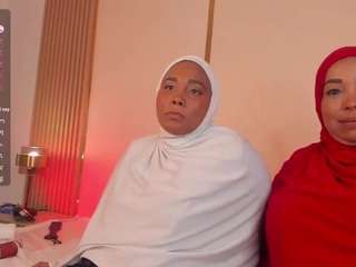 helen-camila webcam camsoda model stream image