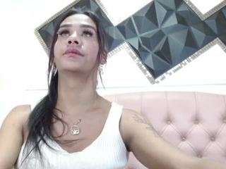 andrea-safeira webcam camsoda model stream image