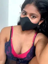 sexy-riya43 webcam model stream image