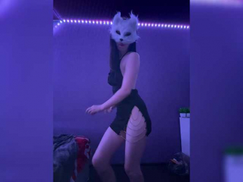 Mila-shkaa webcam model stream image
