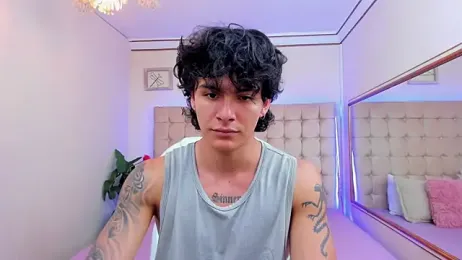 Leo_santoro webcam model stream image