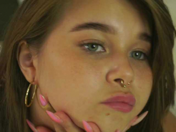 Nicole-Anna webcam model stream image