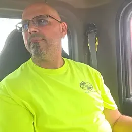 KrazyLegz webcam model stream image