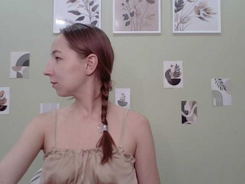 LunaBlaze webcam bongacams model stream image