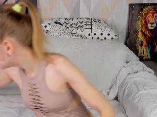 shelly-owenss webcam model stream image