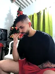 giannis090 webcam model stream image