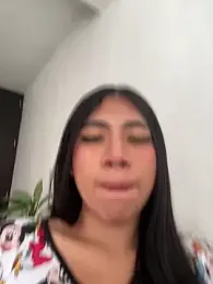LiaSaenz27 webcam model stream image