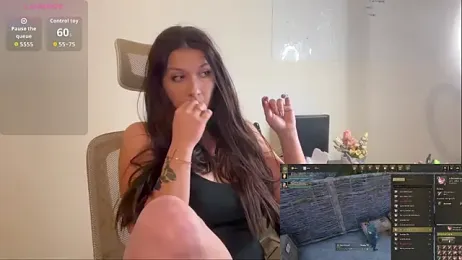 AustrianGirl99AtWork webcam model stream image