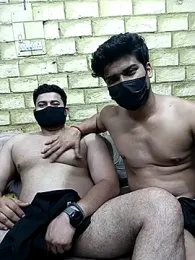 Thoku72 webcam model stream image