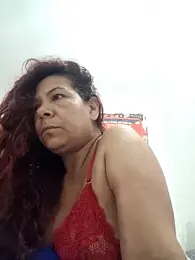 Scarlet_curly webcam model stream image