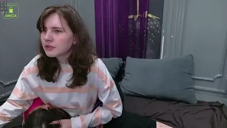 ViviaraNGendy webcam model stream image