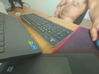 mattrudi2 webcam model stream image