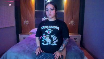 Emmajones9 webcam model stream image