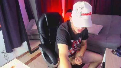 Loganboy_1 webcam model stream image