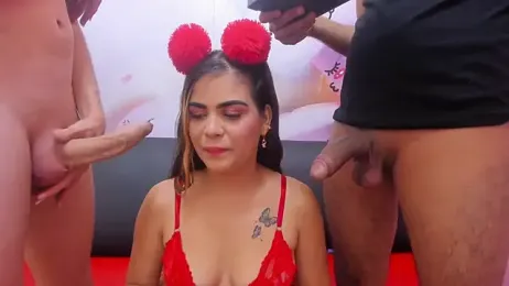 In_my_room_anything_goes webcam model stream image