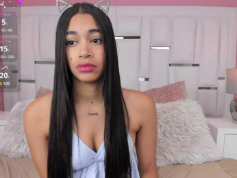 LunaRoussel webcam model stream image