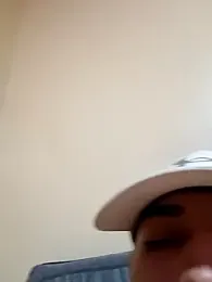 WeavingToe webcam model stream image