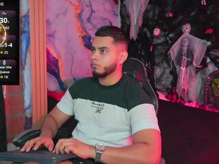 Tyler Price webcam model stream image