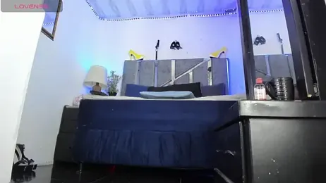 IvettePetit webcam model stream image