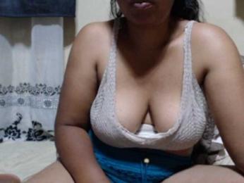 Sahobelle webcam model stream image