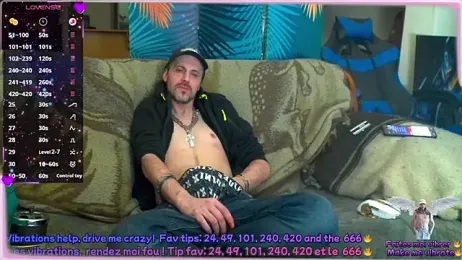 SwatRocShy webcam stripchat model stream image