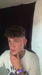 tom_to1 webcam model stream image