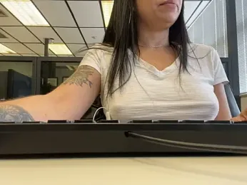 GrlAlice webcam model stream image