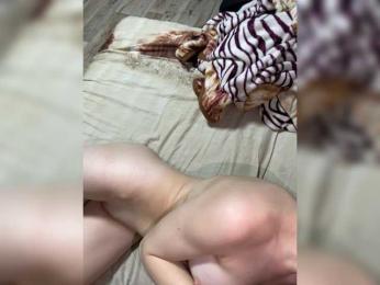 Xzibitzi webcam model stream image