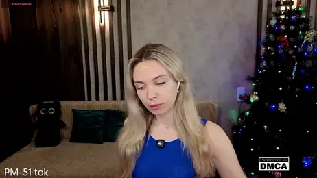 Holl1Would webcam model stream image