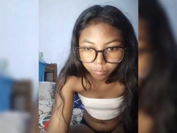 Cynthia22 webcam model stream image