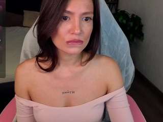 nailawhisper webcam model stream image