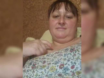 vkusnyashka16 webcam model stream image
