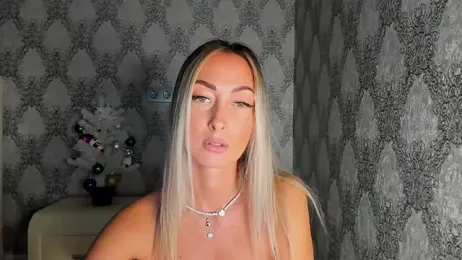 StarryHanna webcam model stream image