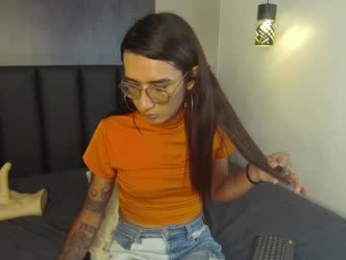lauraagomezz__ webcam model stream image